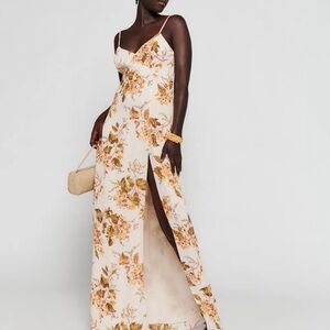 **NWT Reformation Pyper Dress